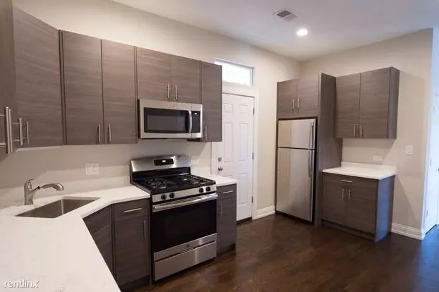 Urban Abodes Apartment for rent in Chicago, IL Urban Abodes Apartment for rent in Chicago, IL
