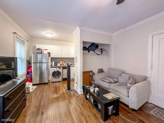 Urban Abodes Apartment for rent in Chicago, IL