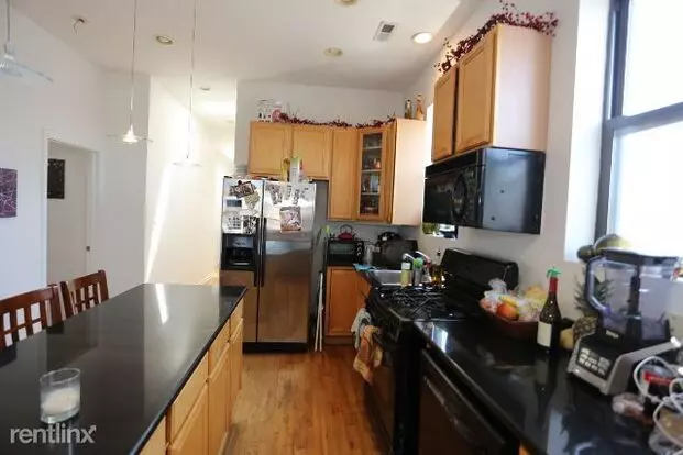 Urban Abodes Apartment for rent in Chicago, IL Urban Abodes Apartment for rent in Chicago, IL