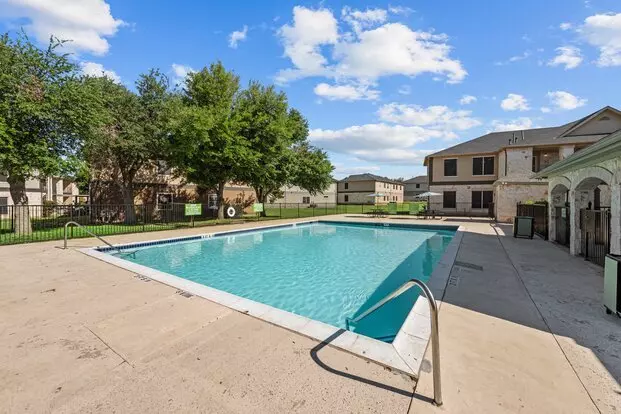 Huntington Meadows Apartment for rent in Austin, TX