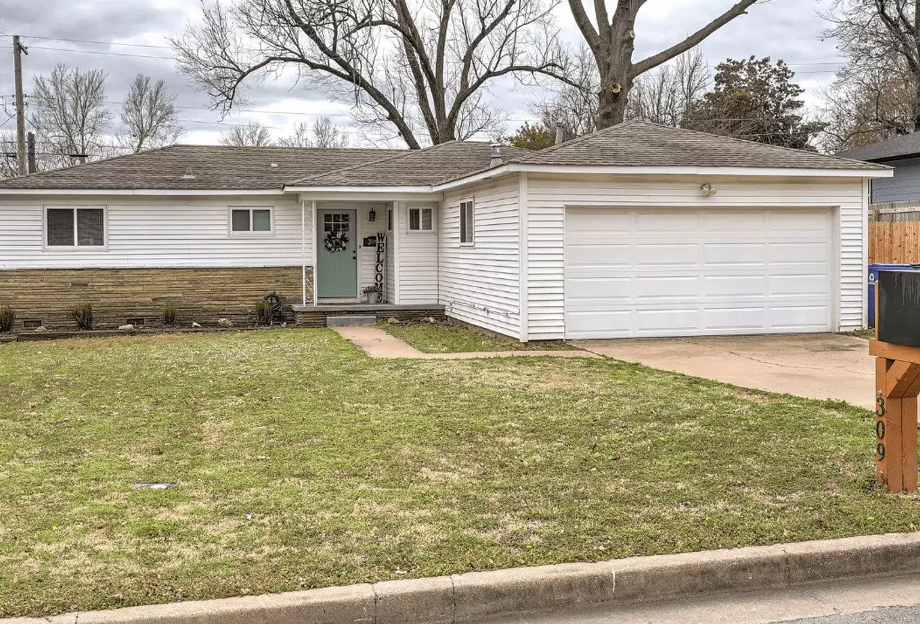 3 Bed/ 2 Bath House Located In Broken Arrow! House for rent in Broken Arrow, OK