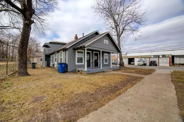 S Trenton Ave Triplex Apartment for rent in Tulsa, OK