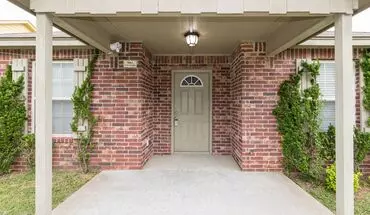 2 of 27 Emerson Elementary Zoned - 3 Bedroom / 2 Bath Gem House for rent in Tulsa, OK