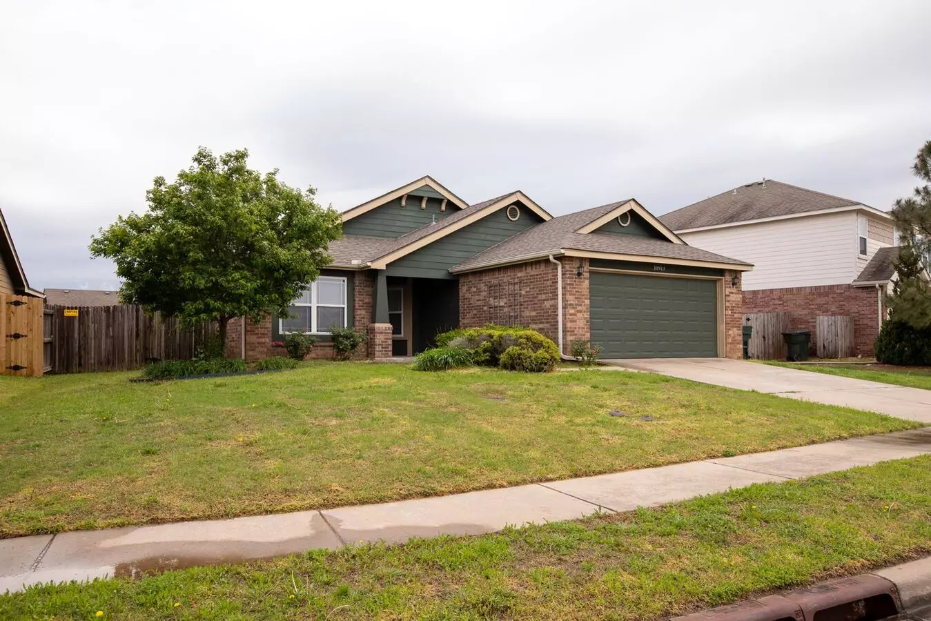 3 Bed / 2 Bath In Owasso! House for rent in Owasso, OK