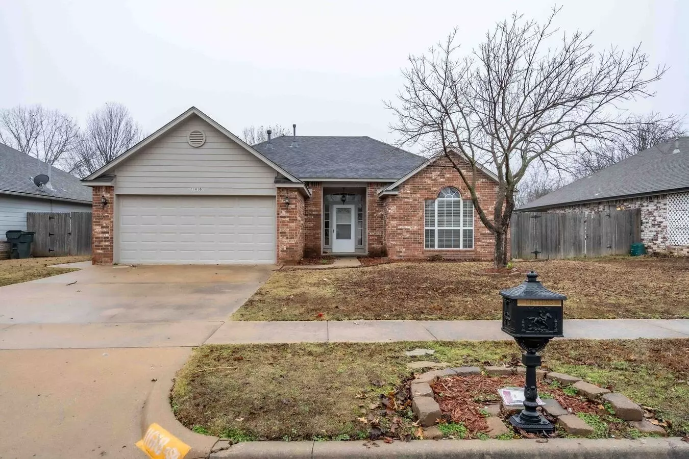Beautiful 3 Bedroom 2 Bath In Collinsville! House for rent in Collinsville, OK