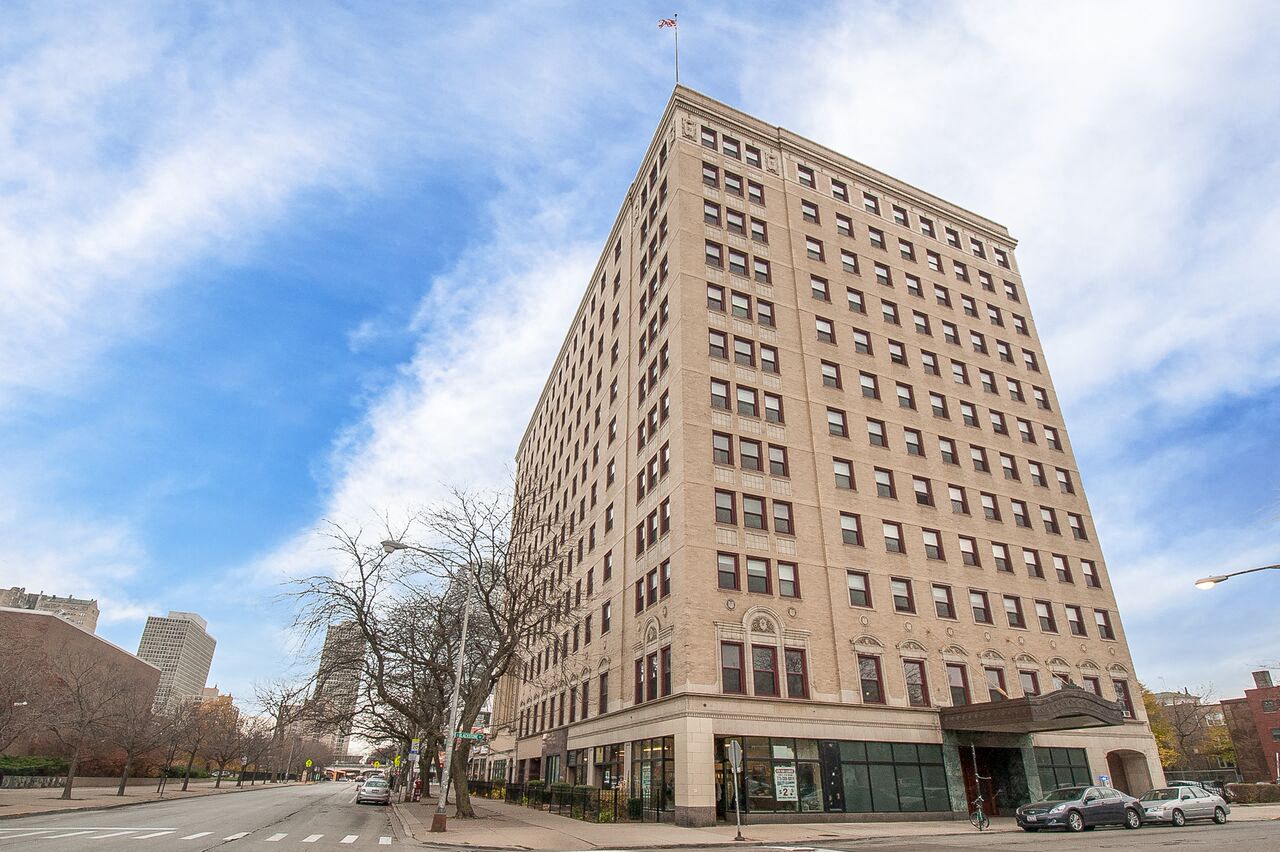 1330e 53rd st chicago 60615 (95) 사진