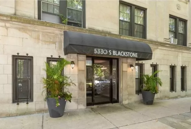 Ivy Dickens Apartment for rent in Chicago, IL Ivy Dickens Apartment for rent in Chicago, IL