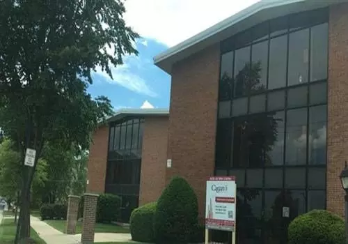 8250-60 Niles Center Apartment for rent in Skokie, IL 8250-60 Niles Center Apartment for rent in Skokie, IL