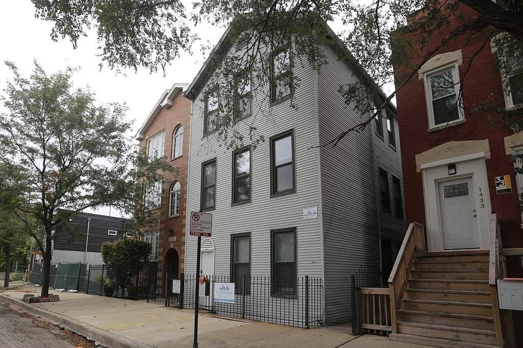 1437 N Cleaver St Apartments 1437 N Cleaver St Chicago, IL