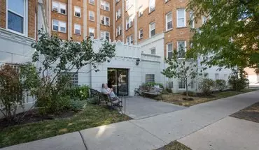 3 of 14 6748 N. Ashland Ave Apartment for rent in Chicago, IL