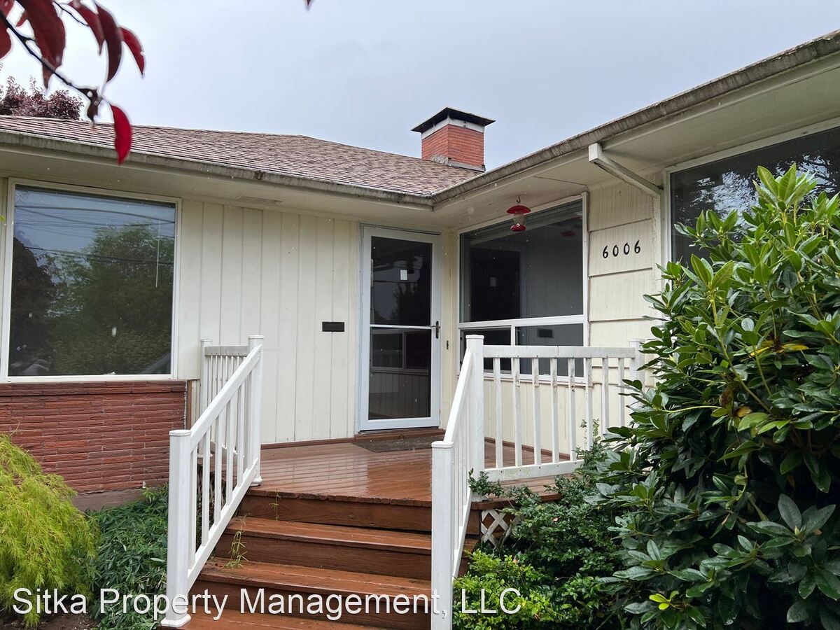 6006 SE Clinton St Portland, OR Apartment for Rent Rentable