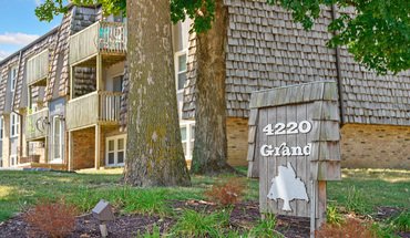 The 4220 Grand Apartments Apartment for rent in Des Moines, IA