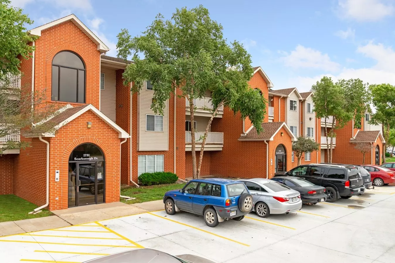 Tregaron Oaks Apartment for rent in Bellevue, NE