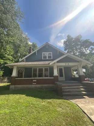 712 E Cottage Grove Ave Apartment for rent in Bloomington, IN