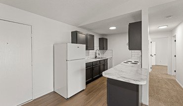 The Ivy I Apartment for rent in Des Moines, IA