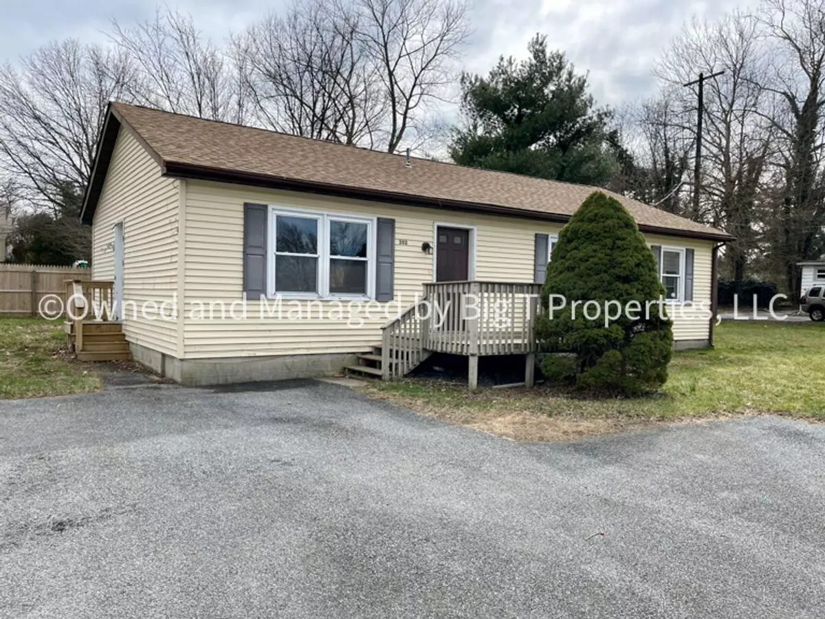 Conveniently Located Cozy Single Family House House for rent in Bear, DE