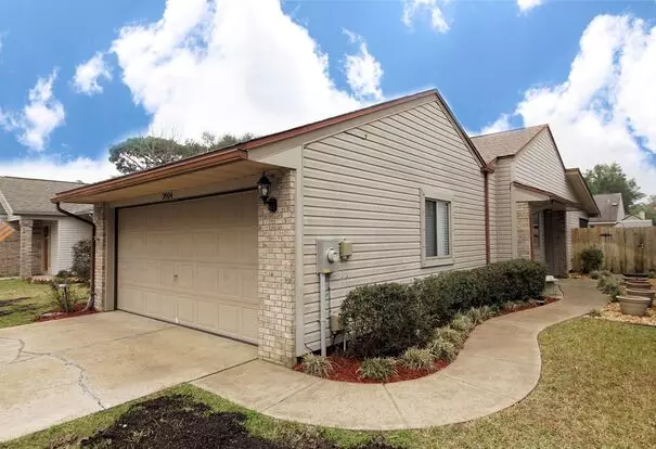 Great 3 Bedroom 2 Bath Home In Central Niceville Apartment for rent in Niceville, FL
