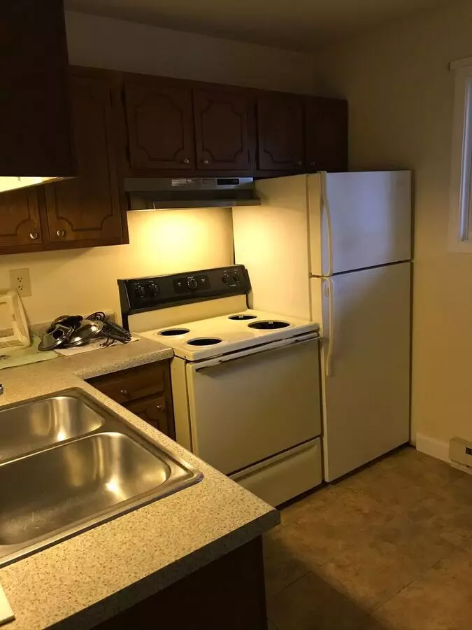 Aurora Ave Apartment for rent in Aurora, IL