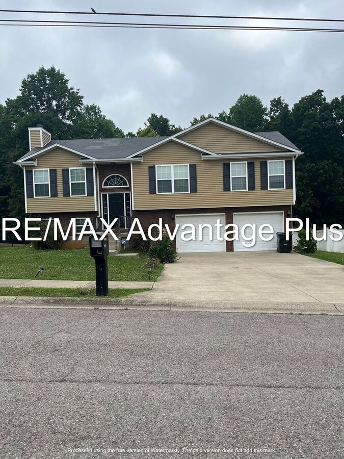 112 Boone Trce Radcliff KY House - Large 