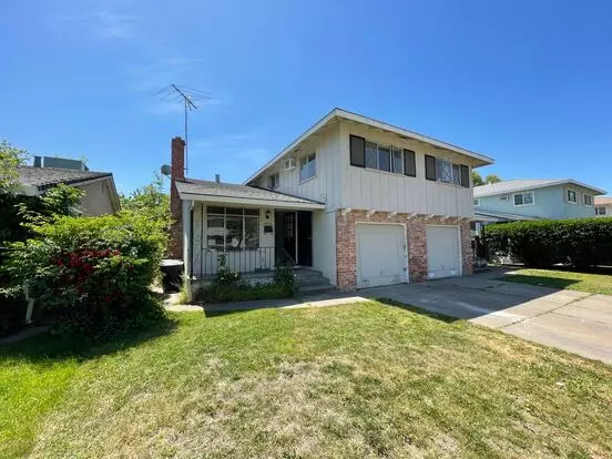 2834 Elvyra Way Apartment for rent in Sacramento, CA