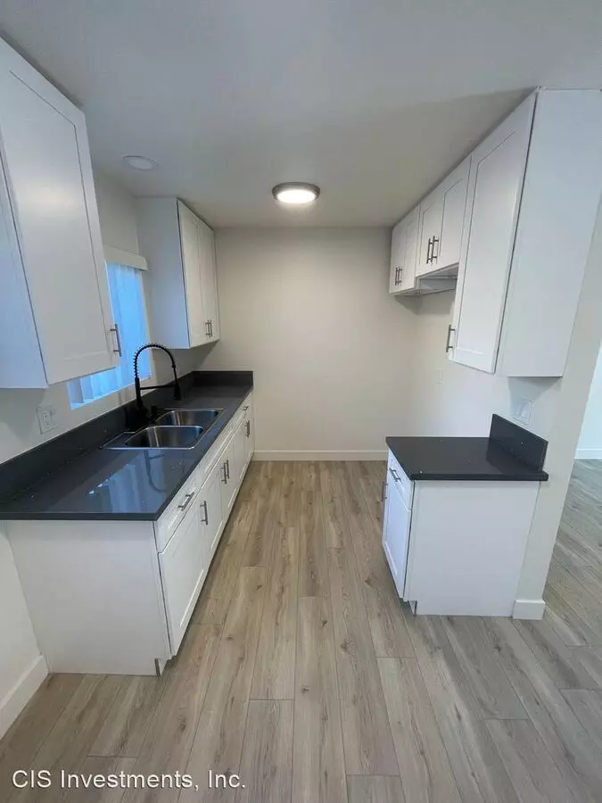 Golden Apartment for rent in Lemon Grove, CA