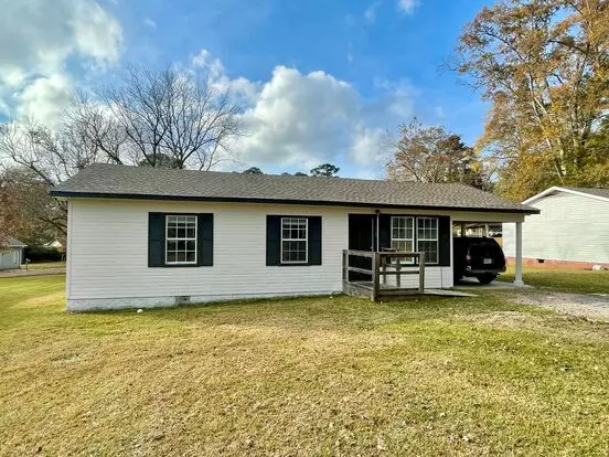 3 Bed/1.5 Bath Available In Downtown Brandon! Apartment for rent in Brandon, MS