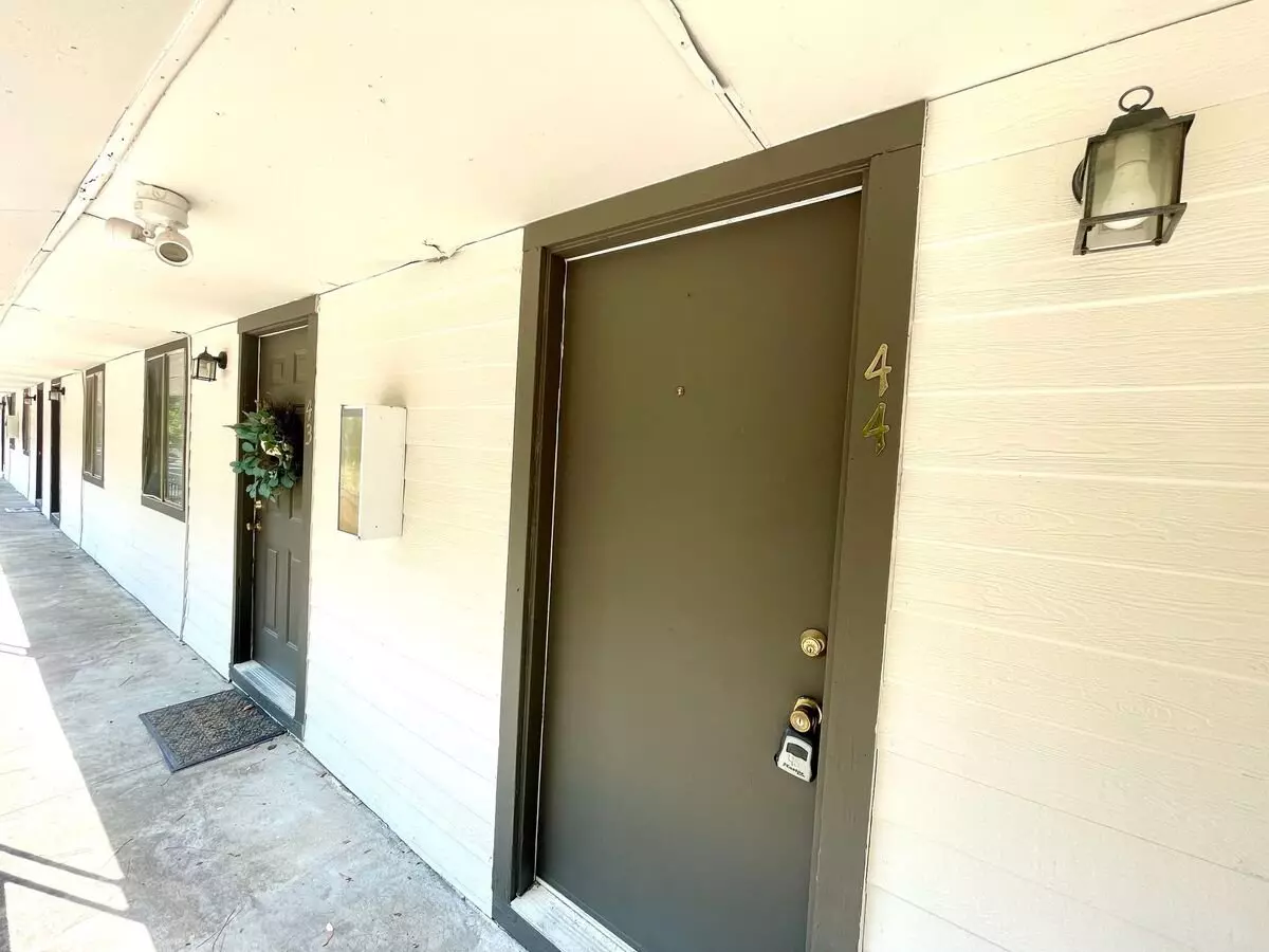 2 of 2 2 Bed, 1 Bath Available For Rent In Brandon! Apartment for rent in Brandon, MS