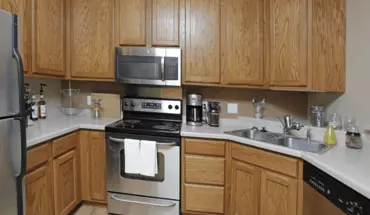3 of 35 Oaks Hiawatha Station Apartment for rent in Minneapolis, MN