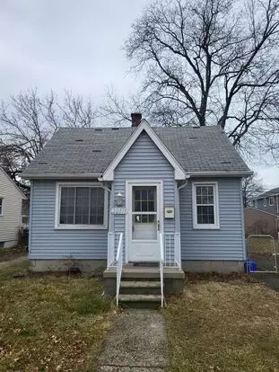 Two Bedroom Home In St Clair Shores - $1,450 Apartment for rent in St Clair Shores, MI