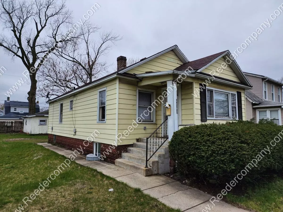 Spacious 2 Bedroom House In Hammond House for rent in Hammond, IN