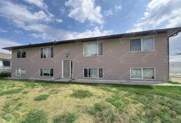 2205 S Emerson Ave Apartment for rent in Gillette, WY
