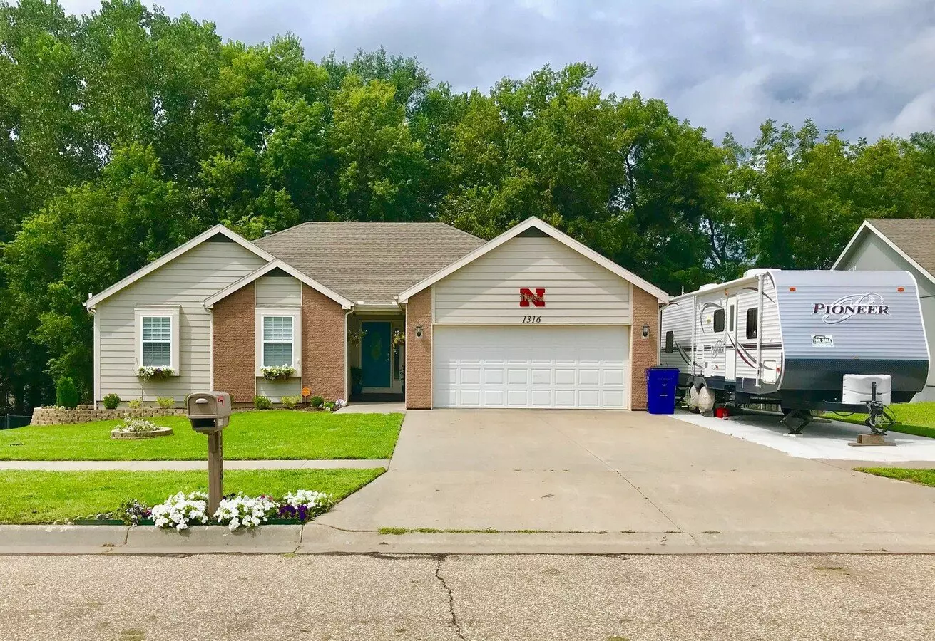 Please View 3D Virtual Walk-through Before Scheduling A Showing House for rent in Junction City, KS