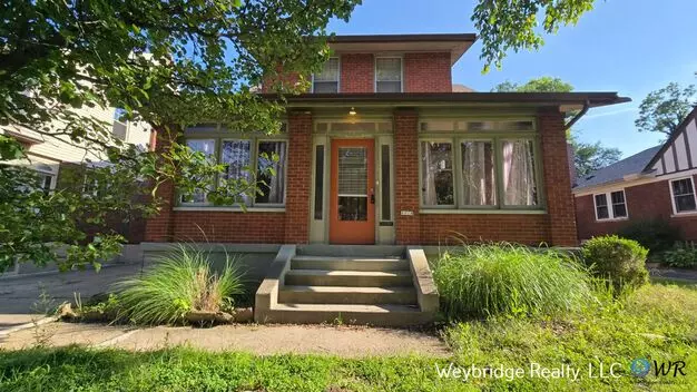 Beautiful 3 Bedroom Home Located In College Hill!! Apartment for rent in Cincinnati, OH