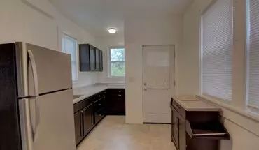 4 of 25 2 Bed Home House for rent in Davenport, IA