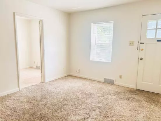 743-746 Skyline Apartment for rent in Lancaster, PA