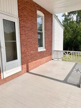 47 E Main St Apartment for rent in Adamstown, PA