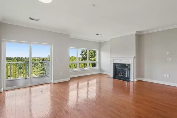 Grandview Apartments Apartment for rent in Lowell, MA