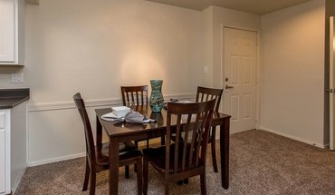 5 of 33 Ashley Square Apartment for rent in Des Moines, IA