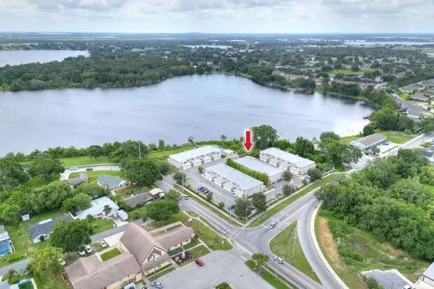 Lakeside Townhomes Apartment for rent in Winter Haven, FL