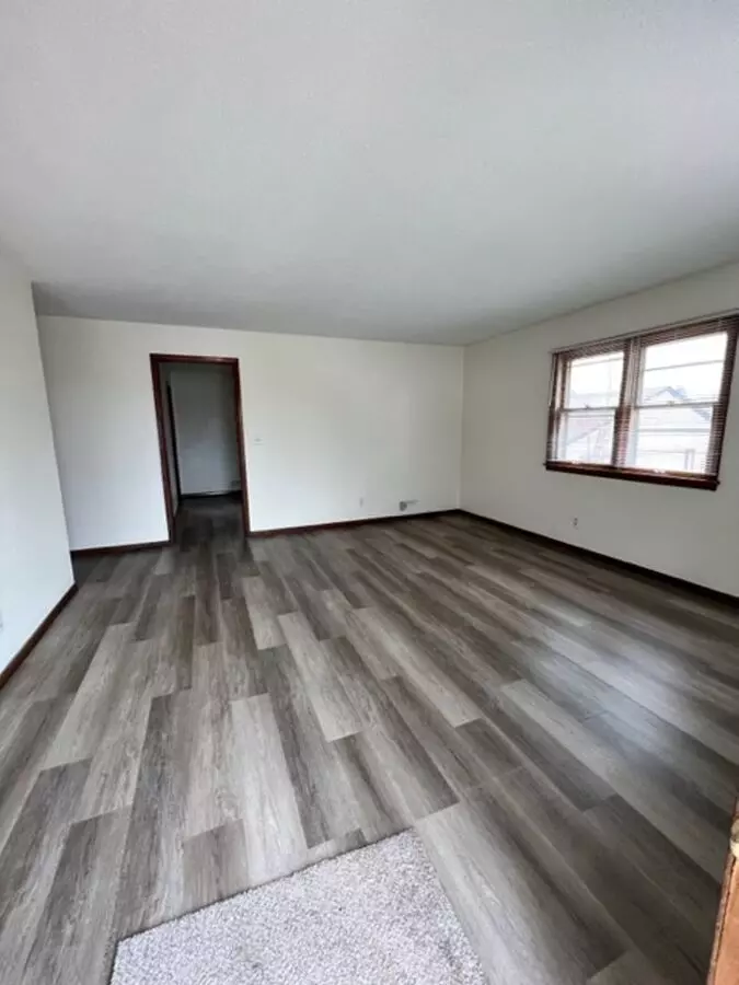 312 W Ingals Ave Apartment for rent in Bismarck, ND