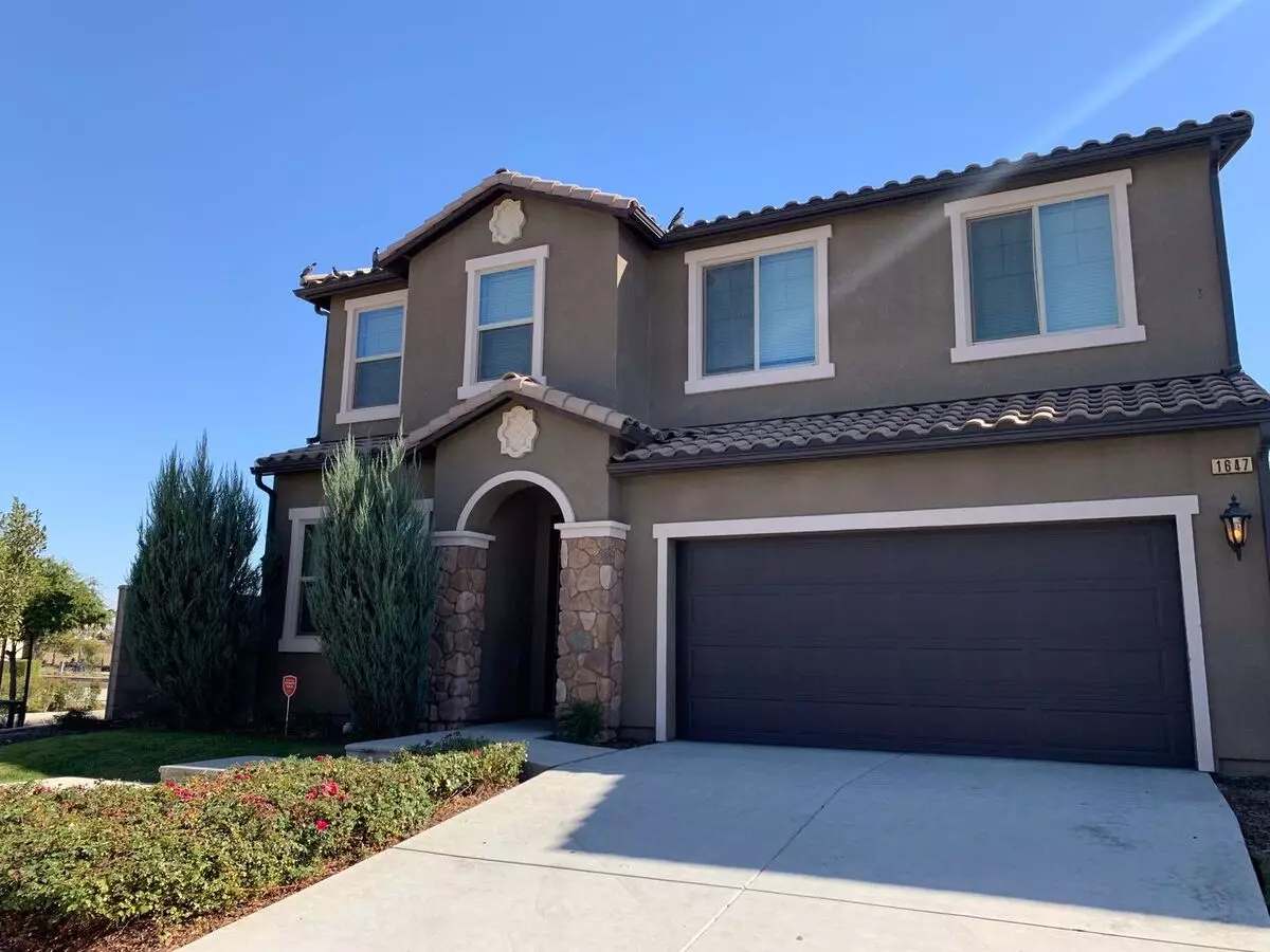 1647 E Autumn Sage House for rent in Fresno, CA
