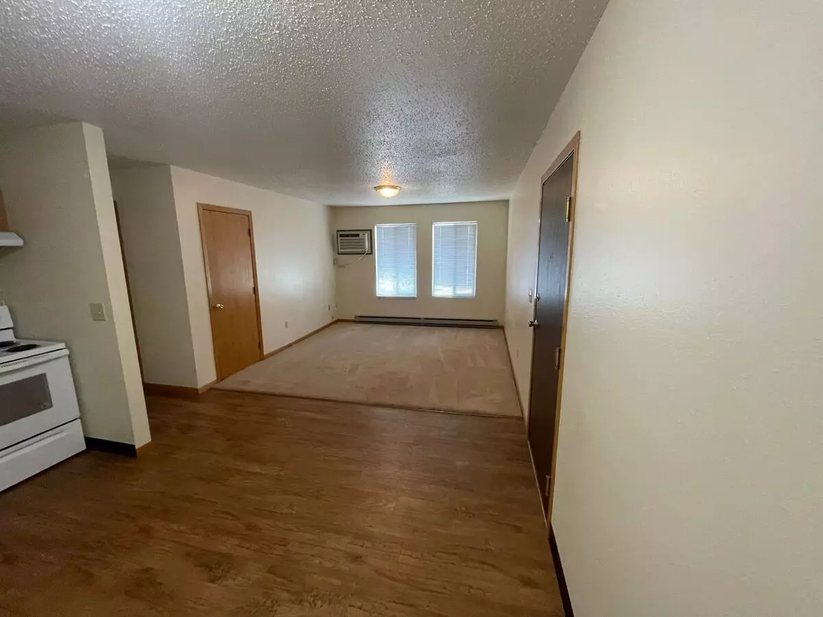 2 of 4 Mv Westbrook Apartment for rent in West Fargo, ND