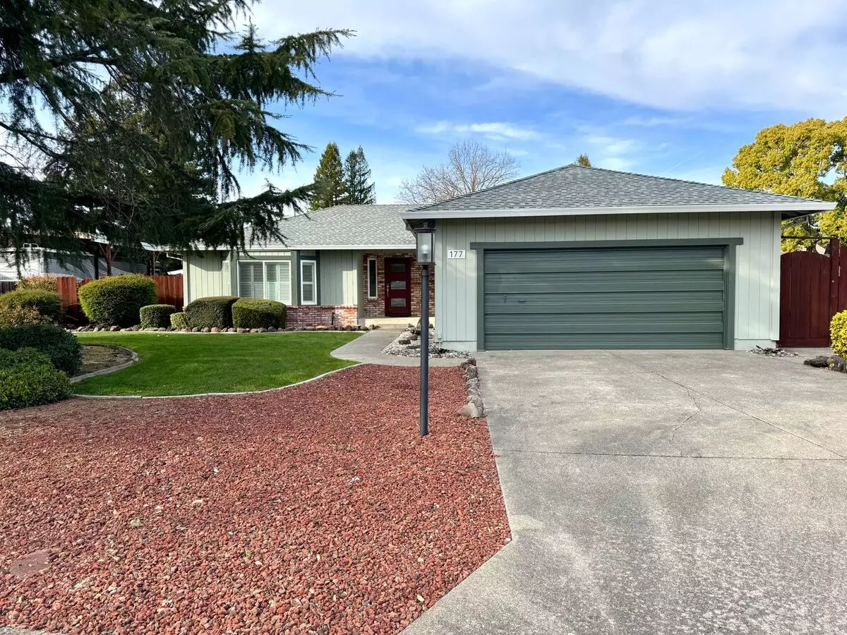 Spacious Three Bedroom Home In Desirable Windsor Neighborhood! House for rent in Windsor, CA