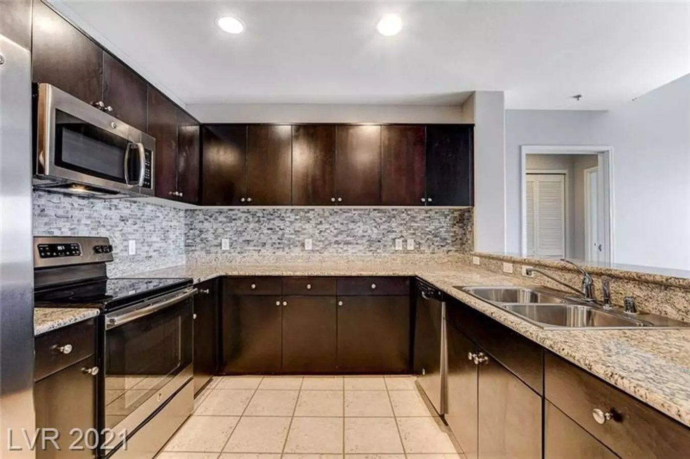 Move In Special! $500 Off First Month Rent With Move In By 9/15!! Apartment for rent in Las Vegas, NV