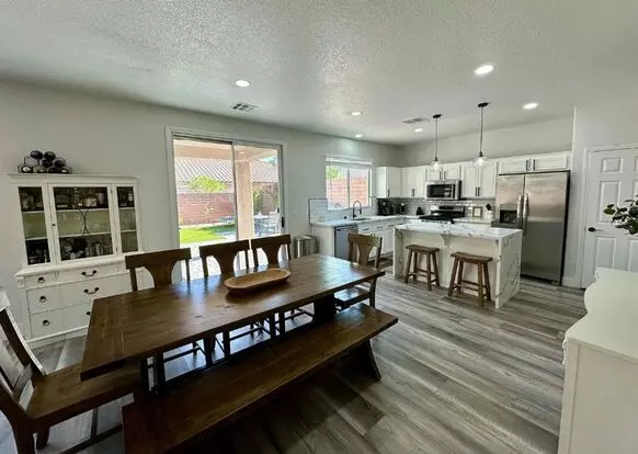 Spacious & Stylish 4-bed In Summerlin With Balcony Retreat Apartment for rent in Las Vegas, NV