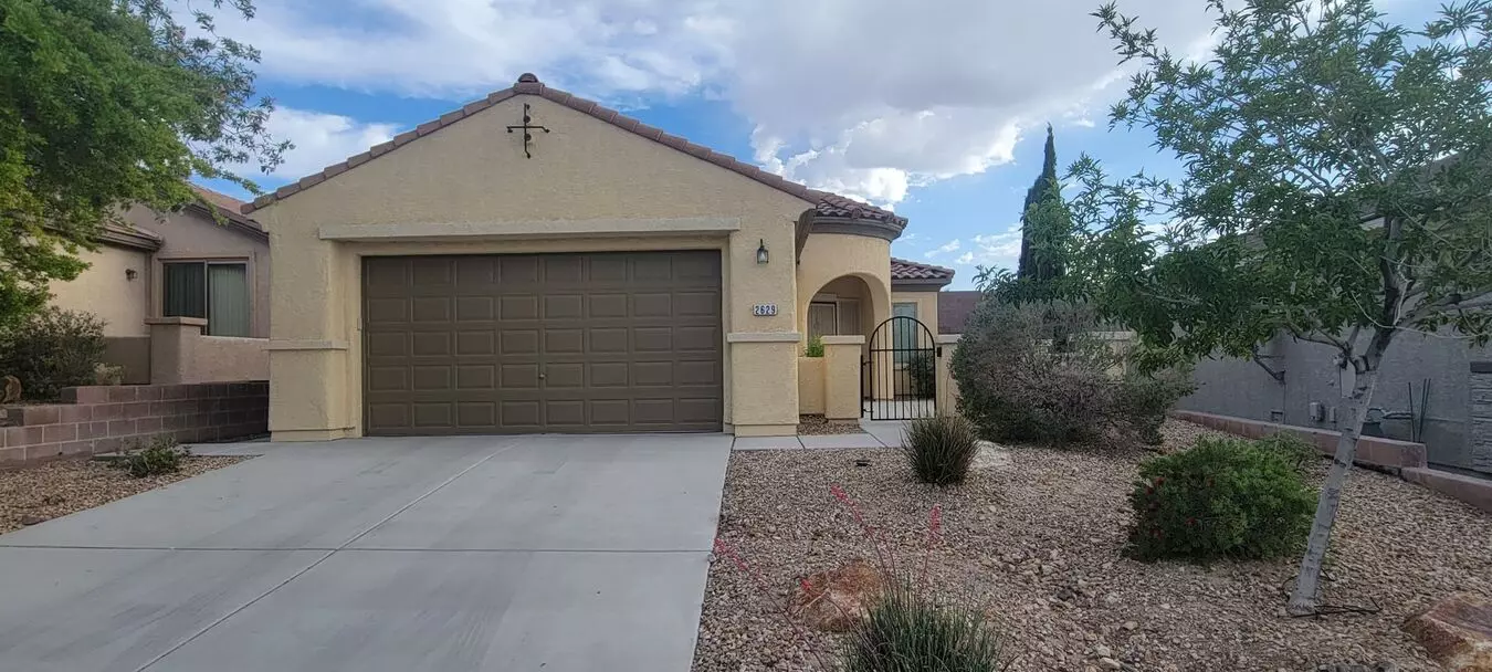 Charming 3-bedroom Home With Spacious Backyard And Courtyard Entry In 89044 House for rent in Henderson, NV