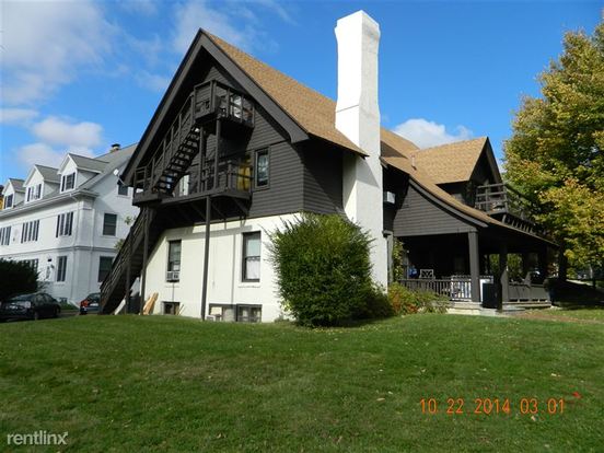 820 Oxford Rd Apartment for rent in Ann Arbor, MI