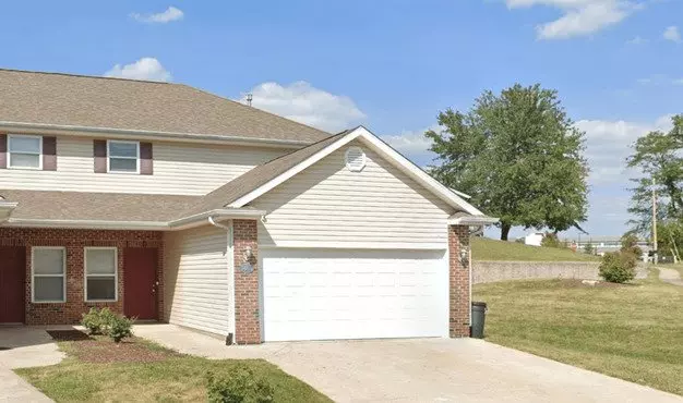 4 Bedrooms And 3 Baths Apartment for rent in Columbia, MO