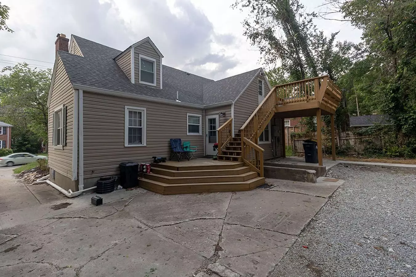 2 of 4 Triplex - Main Level House for rent in Columbia, MO