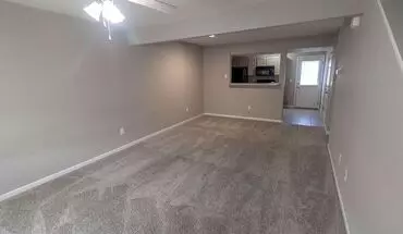 2 of 35 Vanderveen Duplex House for rent in Columbia, MO